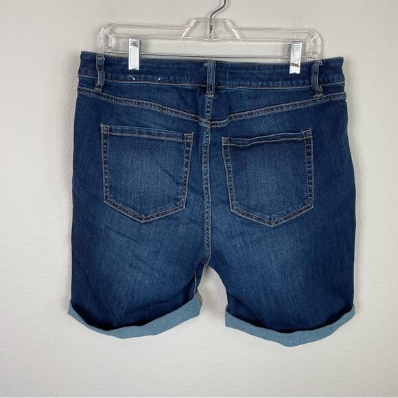 Lane Bryant Blue Denim Mid Rise Essential Stretch Bermuda Shorts 14 - Picture 4 of 5